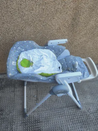 Trona Mila para comer bebé