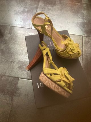 Zapatos tacón LODI amarillos