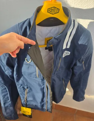 Chaqueta moto de la marca SEGURA