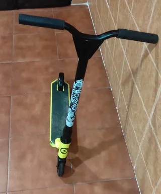 Patinete Freestyle MF100 Amarillo