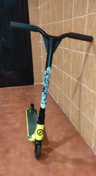Patinete Freestyle MF100 Amarillo