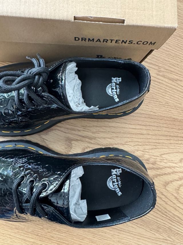 Dr Martens Oxford Charol Talla 37