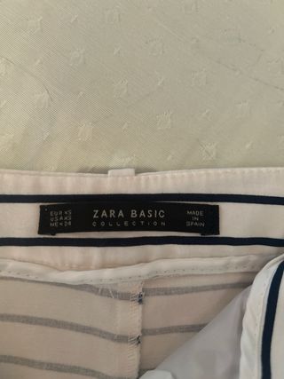 Shorts Zara Rayas Blanco y Negro