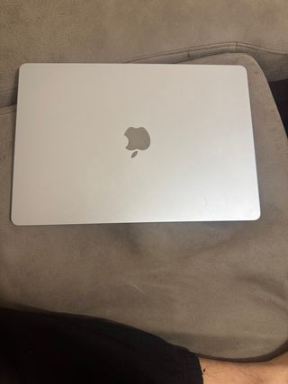 MacBook Air 15 M4 negociable