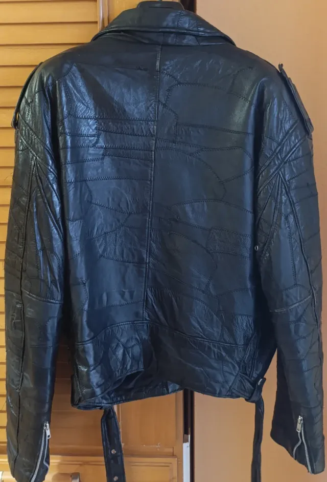 Chaqueta (chupa) de cuero de piel de ovino