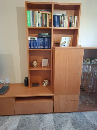Mueble salón modular  con vitrina