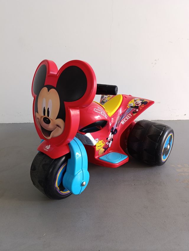 Moto Eléctrica Infantil Mickey Mouse