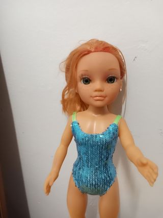Muñeca Mónica con traje de baño