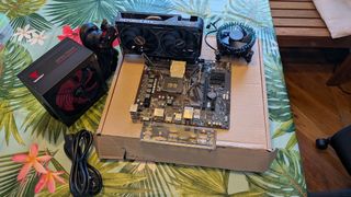 RTX 4060 8GB + i3 12100F + 750W