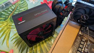 RTX 4060 8GB + i3 12100F + 750W