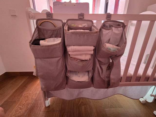 Cuna con cambiador y colchón