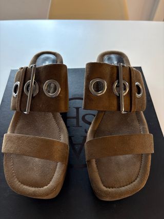 Sandalias Pull&Bear plataforma antelina y hebillas