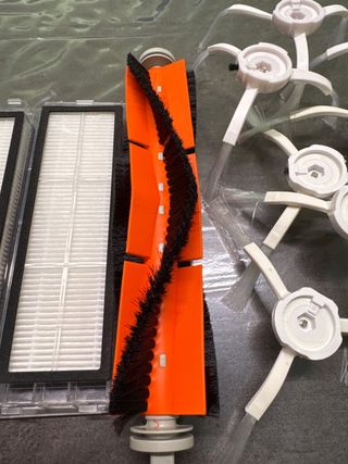Accesorios Xiaomi Roborock: Filtros y Cepillo