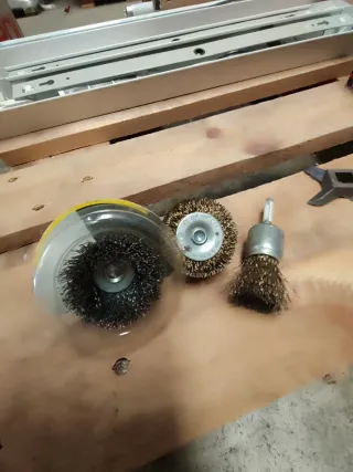 Cepillos de alambre para taladro