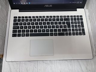 Portatil ASUS F553M (1740)