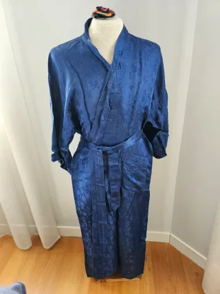 Kimono de seda azul