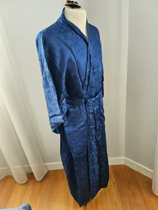 Kimono de seda azul
