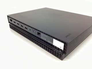 Xbox One X 1TB Negra