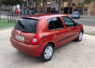 Renault Clio 2005