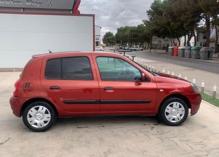 Renault Clio 2005
