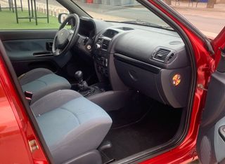 Renault Clio 2005