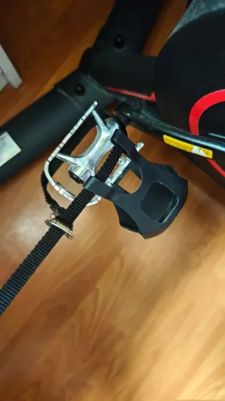 Bicicleta Estática con Pedales y Correas