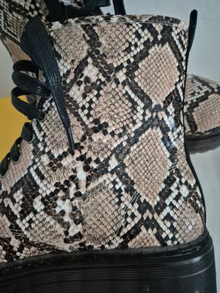 Botas serpiente talla 38 nuevas