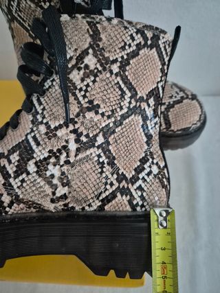 Botas serpiente talla 38 nuevas