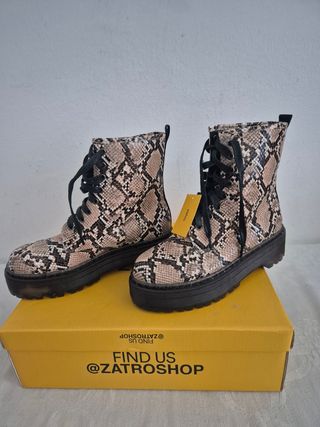 Botas serpiente talla 38 nuevas