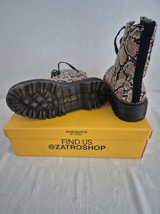 Botas serpiente talla 38 nuevas