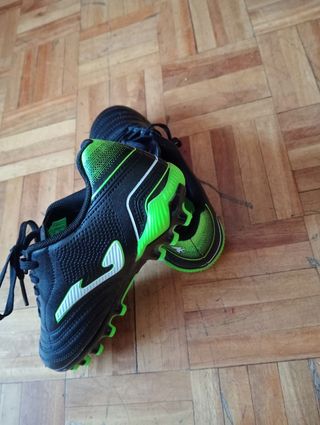 Botas de fútbol Joma niño negras y verdes