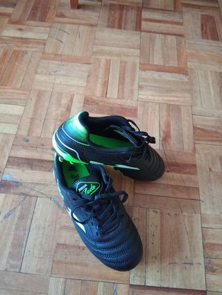 Botas de fútbol Joma niño negras y verdes