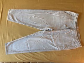 Pantalón vaquero Zara