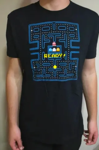 CAMISETA NEGRA - PACMAN / COMECOCOS - XL y más 