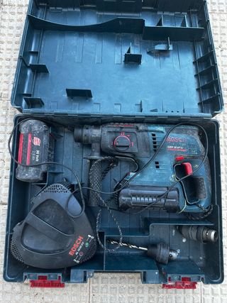 Taladro Percutor Bosch 36V 2 Baterías