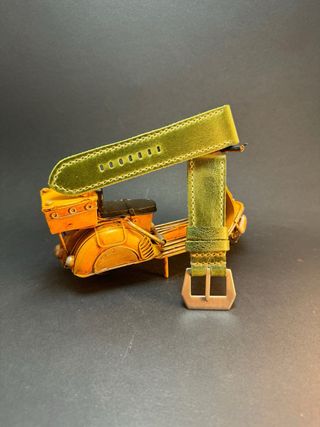 Correa de reloj de cuero hecha a mano