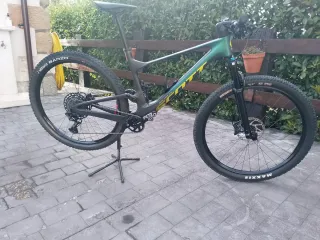 Scott Spark de carbono 2023 Doble Suspensión