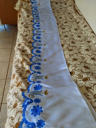 tovaglia d'altare ricamata