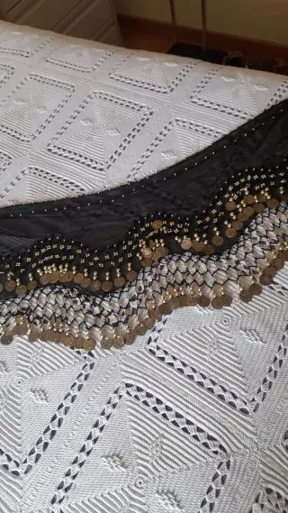 Falda danza del vientre negra con monedas