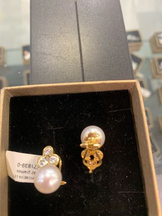 Pendientes de perla y oro con circonitas