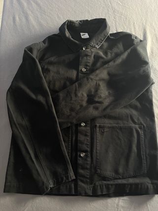 Chaqueta Nike Negra Botones