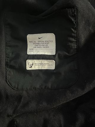 Chaqueta Nike Negra Botones