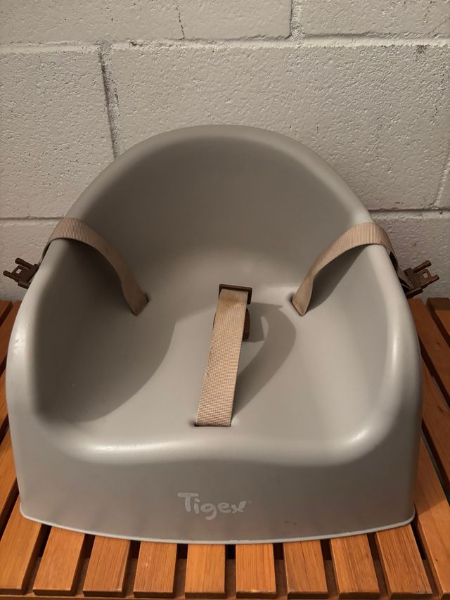 Elevador Tigex con cinturones