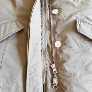 Abrigo Woolrich verde con capucha y pelo Talla M
