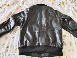 Cazadora de piel auténtica negra