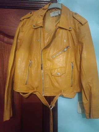Chaqueta Zara Amarilla Talla M