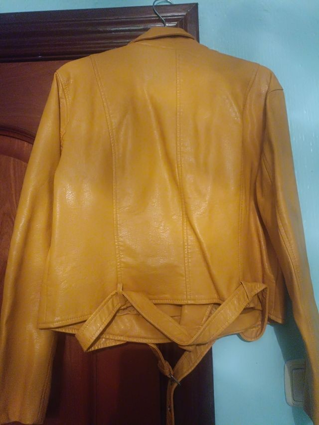 Chaqueta Zara Amarilla Talla M