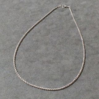 Collar salomónico en Plata de ley