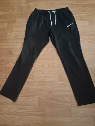 Pantalón chándal Nike Negro
