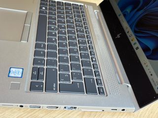 HP EliteBook 830 G6 i7-8665U 1.90GHz